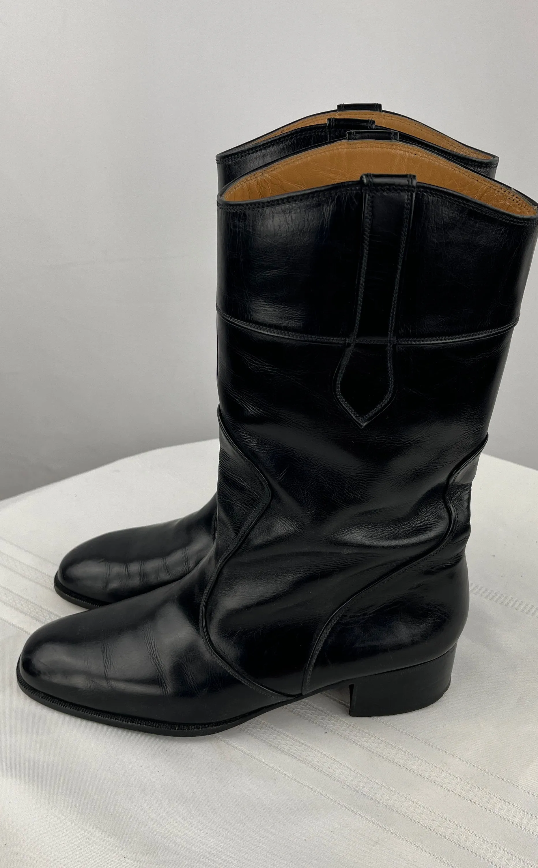 Bally Women's Black Italian Leather Pull On Boots Size 8M