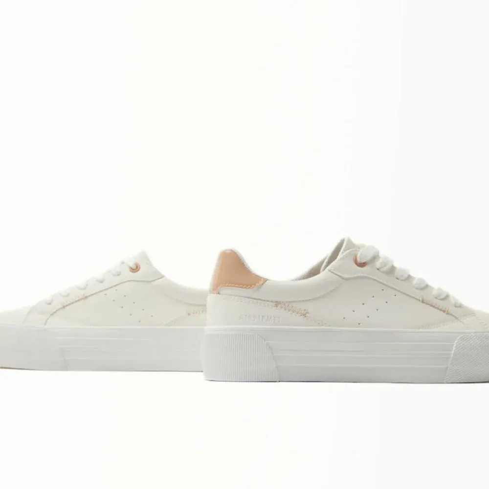 Bershka Flatform Sneakers Women 1446-960-001-WHT