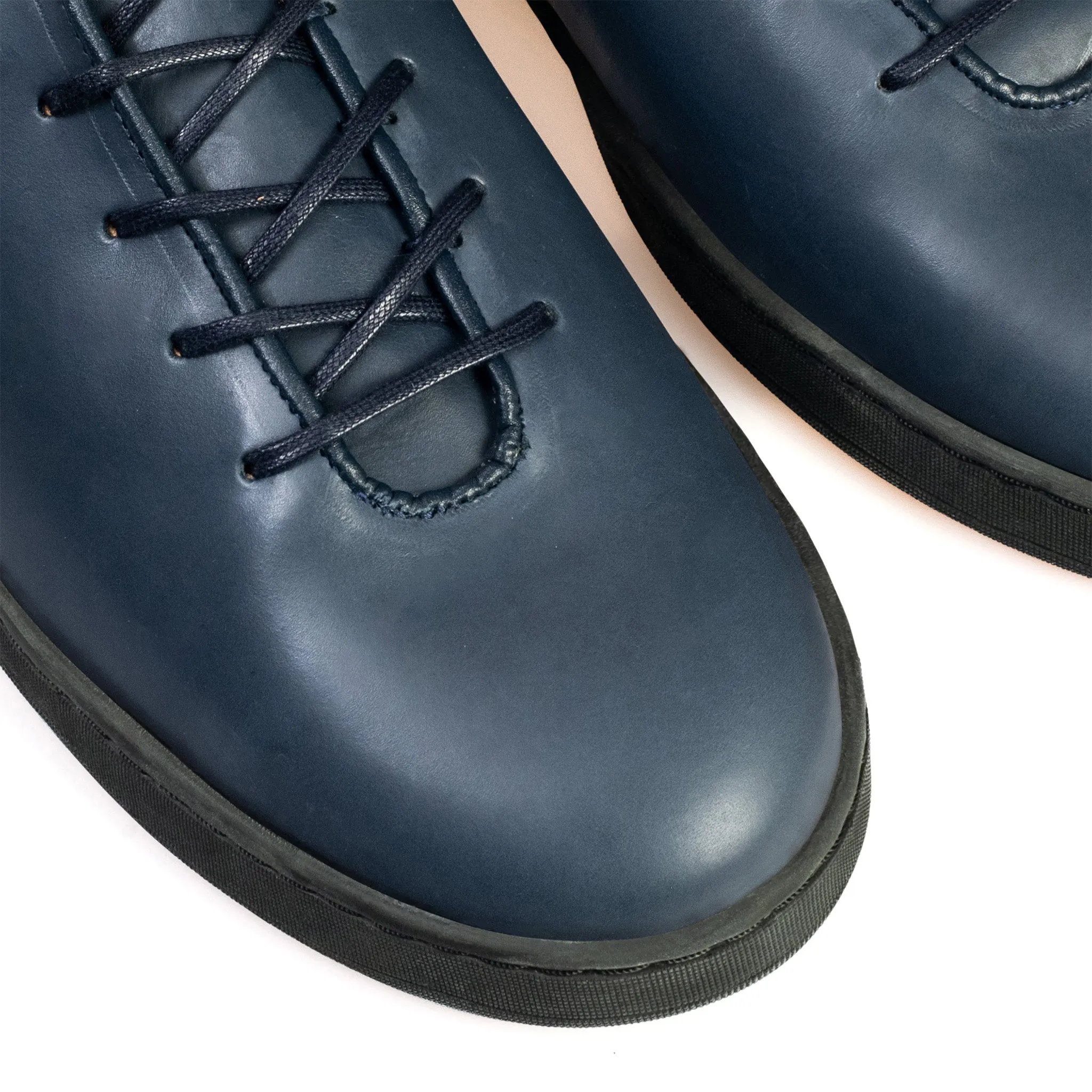 Everdon Wholecut Mid - Navy Veg Tan Calf