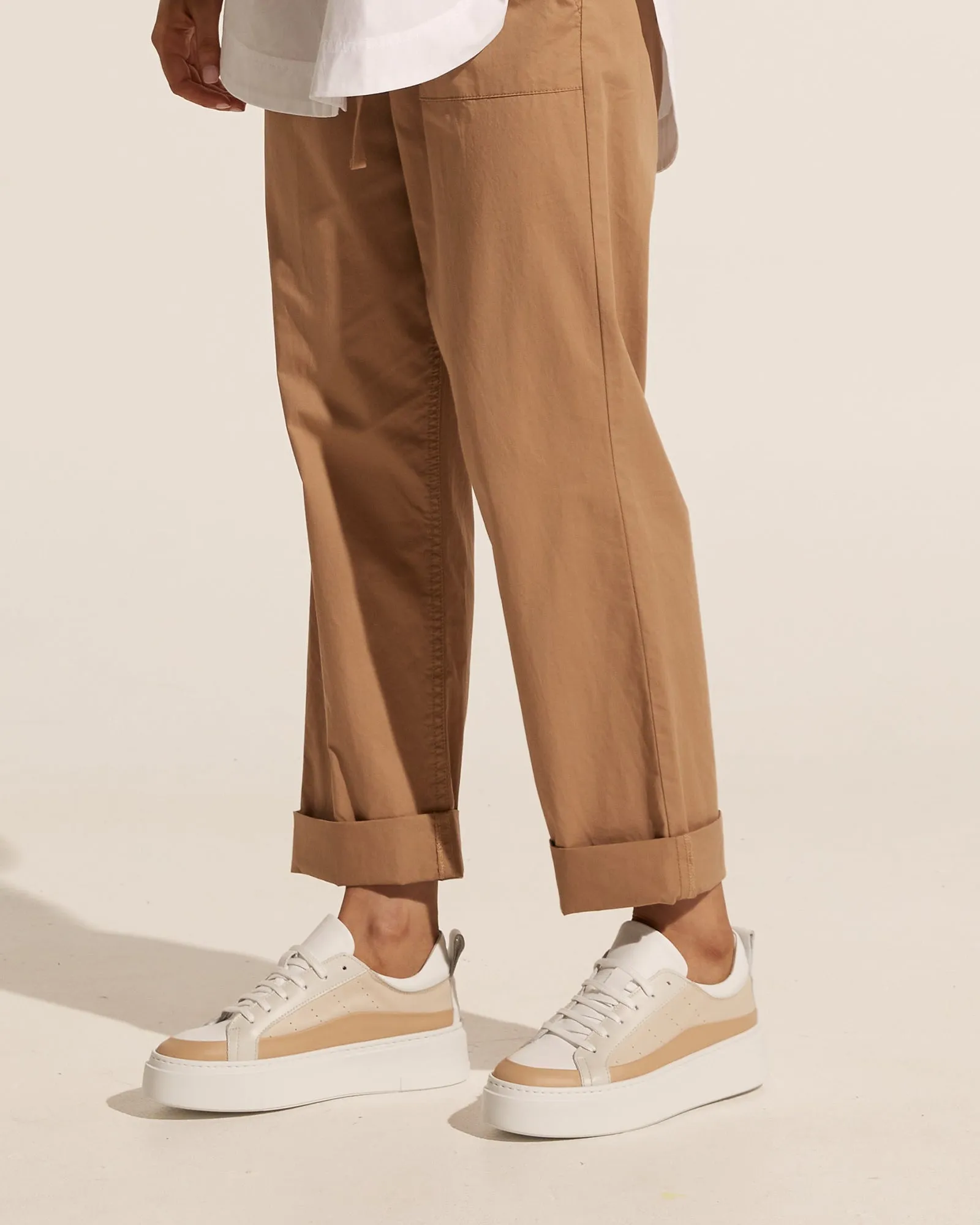 Gusto Sneaker in Camel