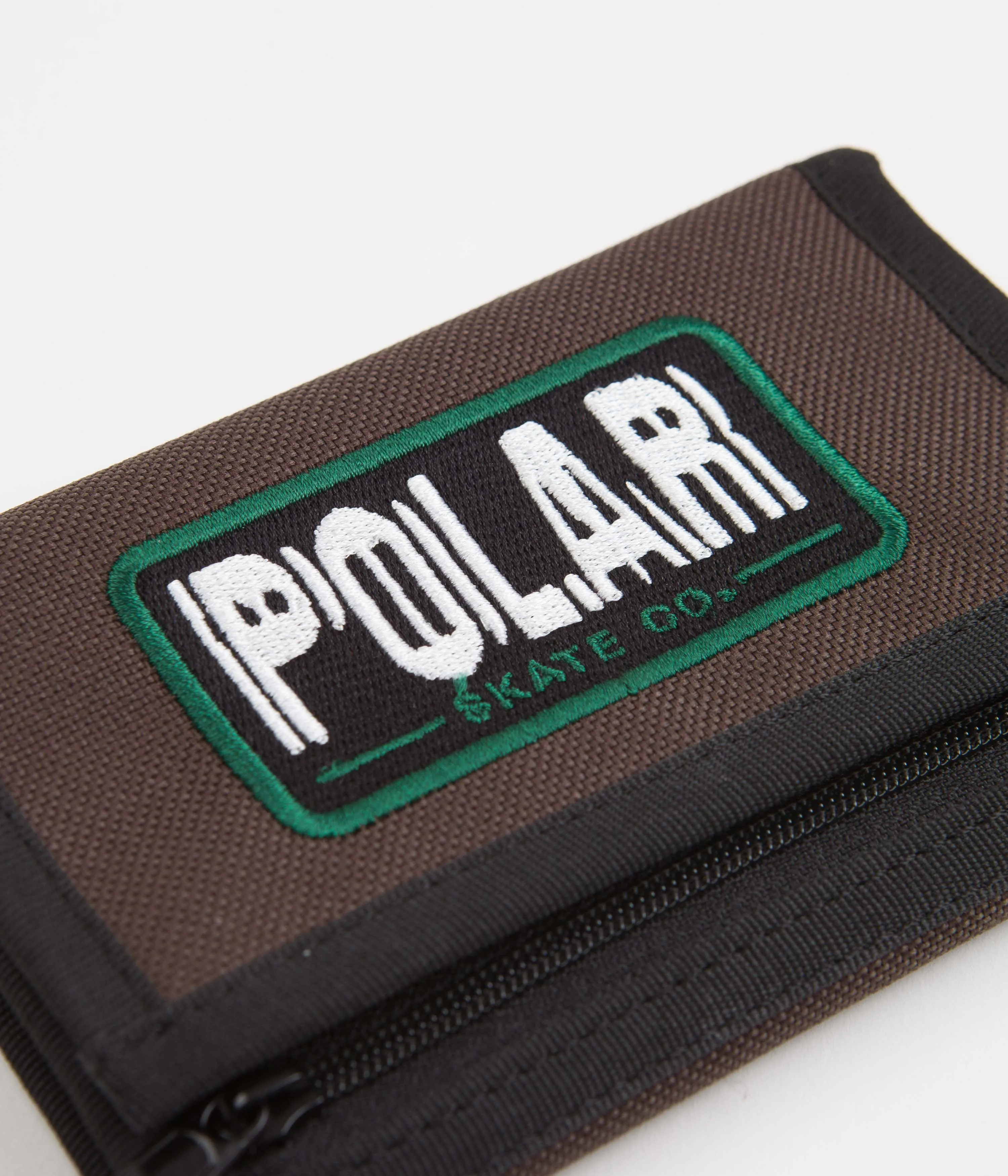 Polar Earthquake Key Wallet - Brown