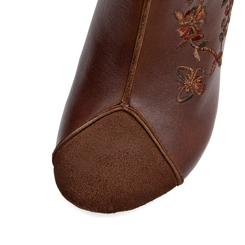 Women's Genuine Leather Short Boots Round Toe Boots With Embroidery Flowers in Coffee