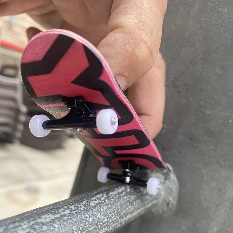 YLLO "Big Hot Pink" Yllo Fingerboard